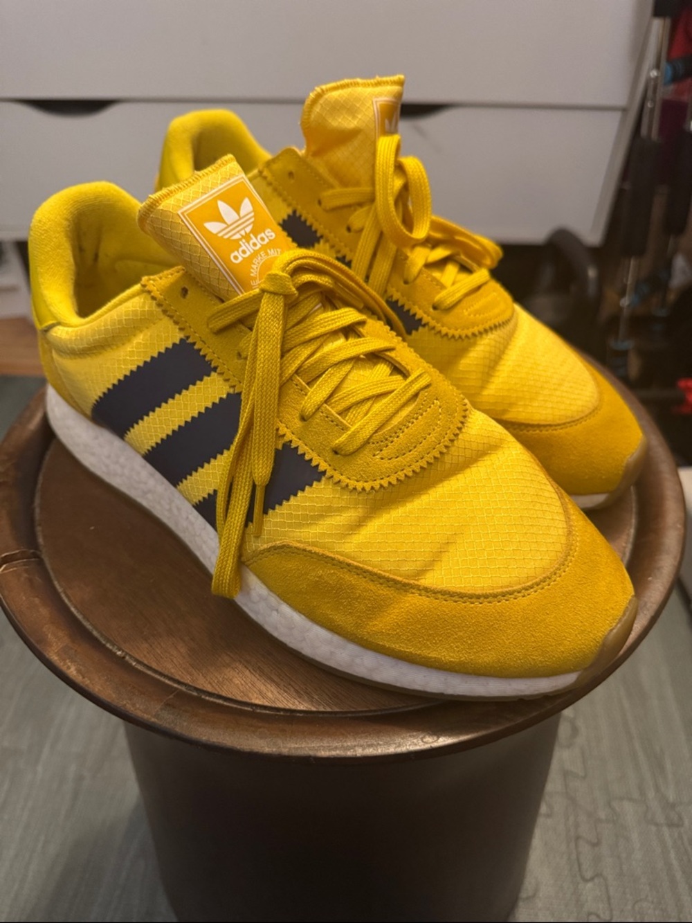 Adidas I-5923 sneakers in the "Yellow Gum"